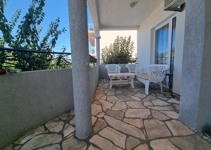 Apartmani Mina